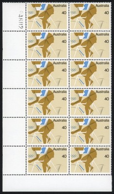 australia-bw745d-e-weakness-in-shirt-and-light-area-at-right-u-m
