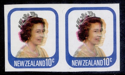 new-zealand-qeii-sg1094ab-var-1975-81-defin-10c-imperf-pair-colour-shifts-mnh
