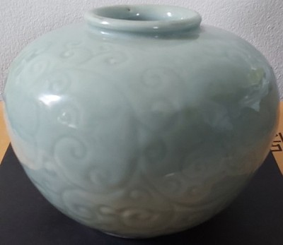 korean-post-1950-celadon-greenware-jar-19cm-tall-24cm-diameter-2-68-kilo