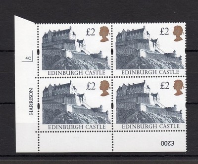 2-pva-castles-unmounted-mint-plate-4c-block-cat-75