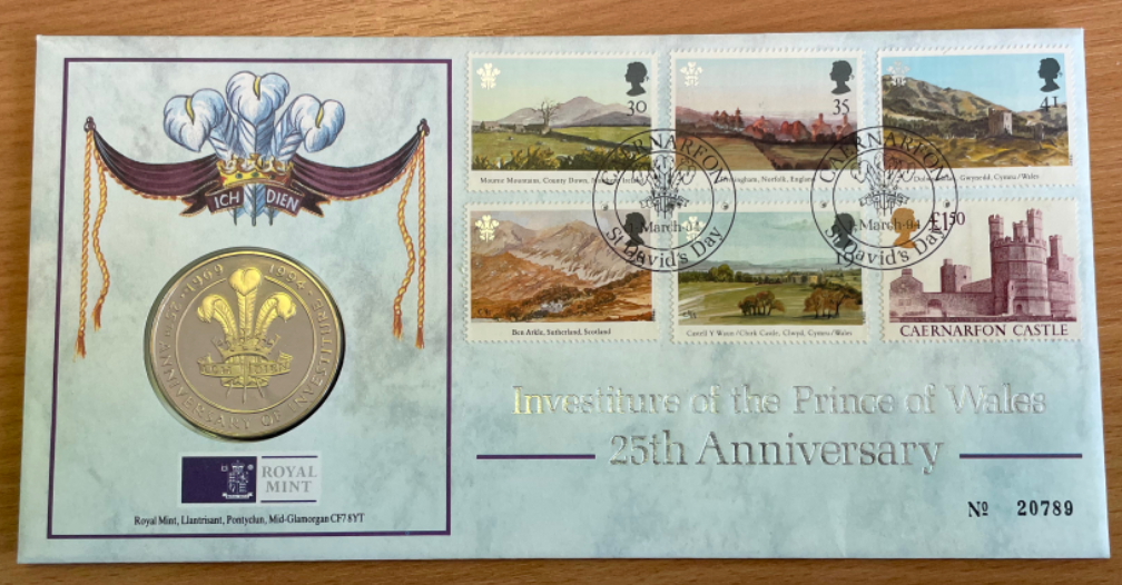 25th-anniversary-investiture-of-the-prince-of-wales-presentation-pack