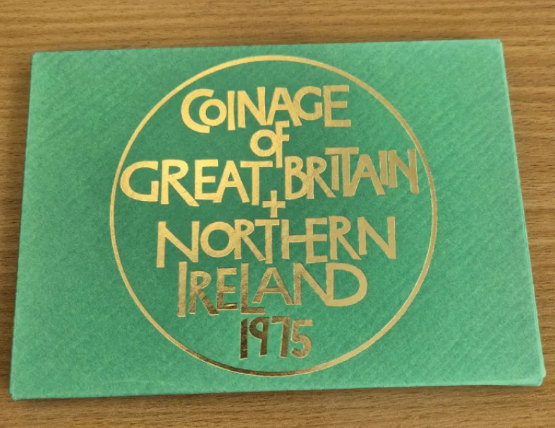 1975-royal-mint-coin-set-of-proofs-in-case-and-envelope-coinage-of-gb-and-ni