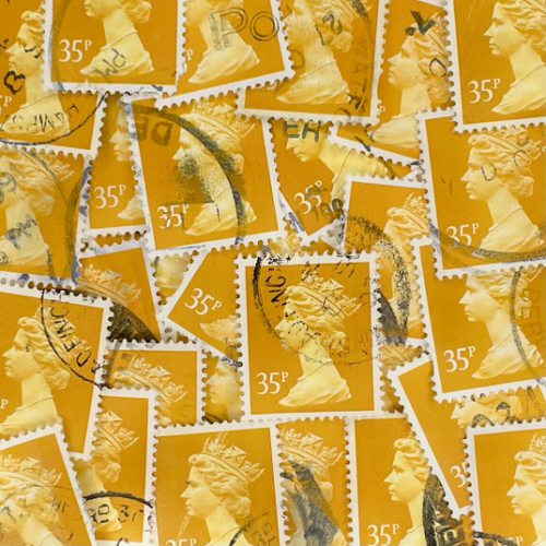 25-x-mustard-yellow-used-british-machin-postage-stamps-35p-off-paper
