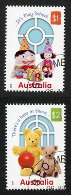 australia-sg4599-600-50-years-of-play-school-set-of-2-fine-used
