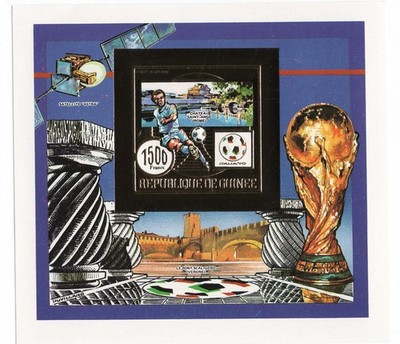guinea-1990-world-cup-football-1500f-gold-souvenir-sheet-um