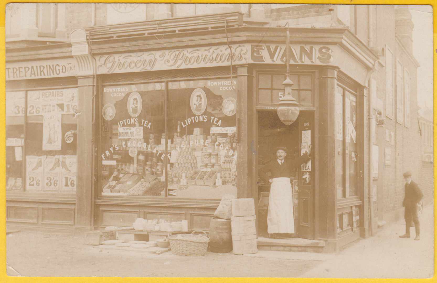 kent-erith-evans-shop