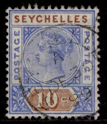seychelles-qv-sg4-10c-ultramarine-brown-used-cat-45-die-i