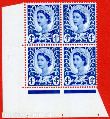 sg-w8-xw7cd-wales-4d-ultramarine-an-unmounted-left-hand-bottom-corner-b84334