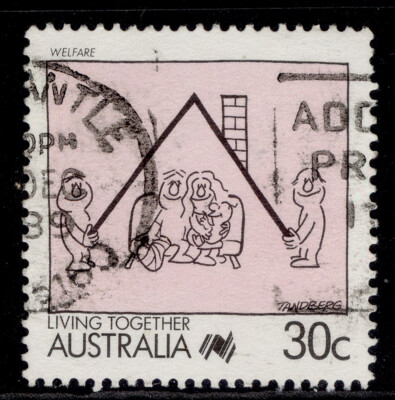 australia-qeii-sg1120-1988-30c-welfare-fine-used
