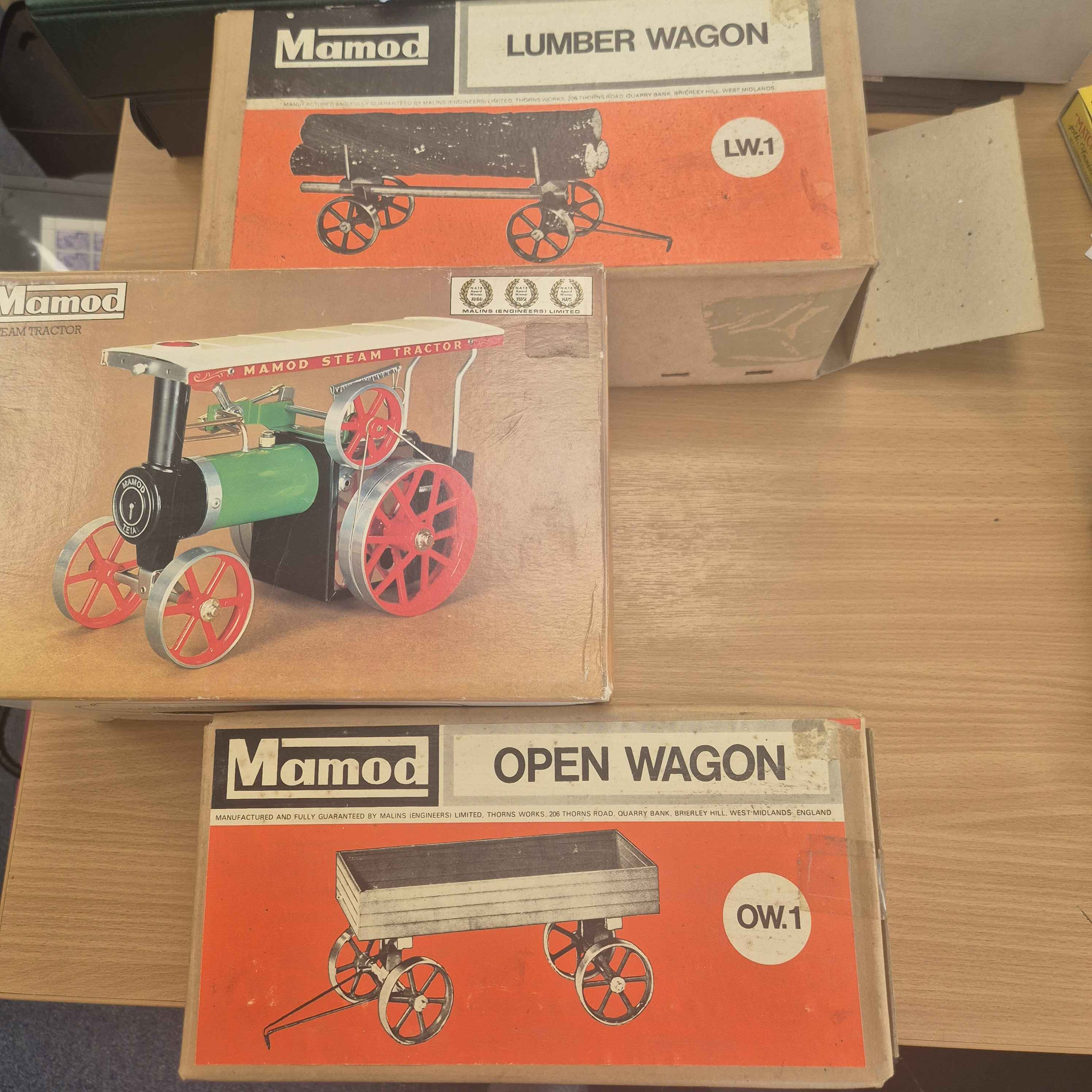 mamod-open-wagon-steam-tractor-engine-lumber-wagon-set-of-3-with-boxes