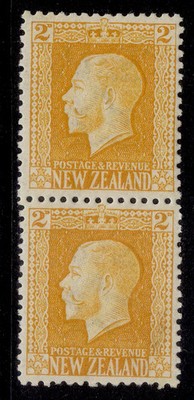 new-zealand-gv-sg418b-2d-yellow-lh-mint-cat-32-mixed-perf-vert-pair