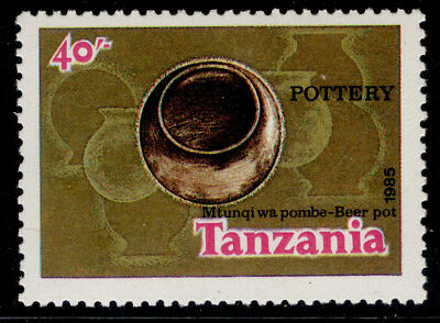 tanzania-qeii-sg443-1985-40s-beer-pot-nh-mint