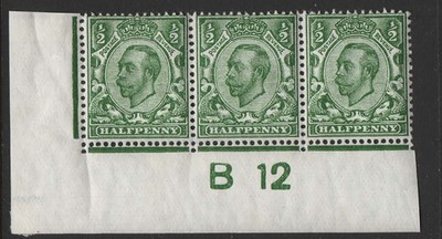 gb-1911-d-die-2-deep-green-wmk-crown-b12-c-corner-strip-of-3-perf-type-2