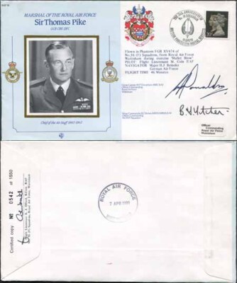 cdm14a-raf-commander-sir-thomas-pike-gp-capt-donaldson-and-wg-cdr-titchen-d