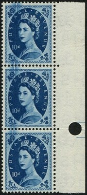 1955-10d-sg-552-dramatic-dr-blade-inking-flaw-on-strip-of-three-u-m